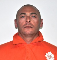 Comiso, agente pompe funebri spara ai suoi concorrenti. Arrestato Comiso, agente pompe funebri spara ai suoi concorrenti. Arrestato