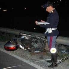 Incidente scooter notte, polizia