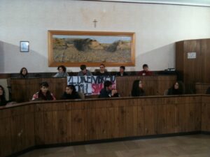 L'aula consiliare occupata