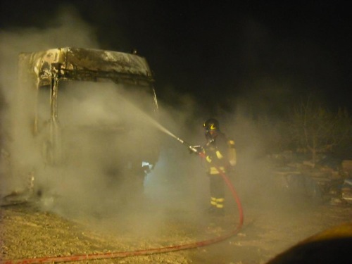 Incendiata la ditta Gurrieri Trasporti