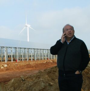 Cerca terreni per pannelli solari. Su Facebook