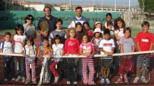 Ripartiti i corsi di avviamento al tennis
