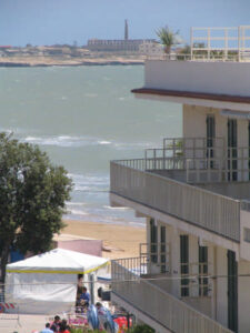 Sampieri: Segnali di incubo. E l’ambulanza resta bloccata in via Sant’Elena