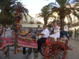 Sposarsi fuori dal Comune costa un po’ di più