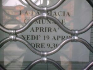 Se pure le farmacie rischiano di chiudere