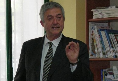 Lombardo ad Arezzo: Finiscila e torna al tuo posto