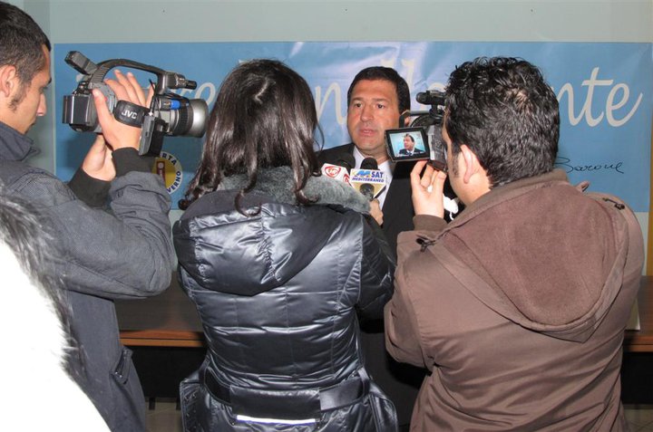 E’ ufficiale. Lombardo sfida Leontini, l’Mpa è col centrosinistra