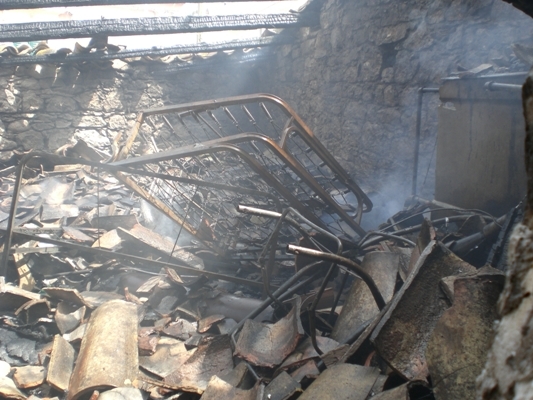 Va a fuoco una casa