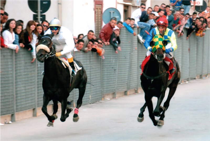 Il Questore di Ragusa vieta il Palio di San Vincenzo