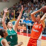 Vince Famila Schio