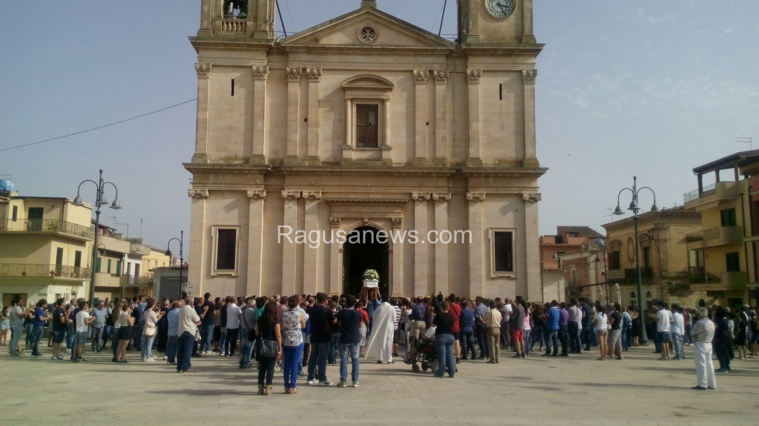 Celebrati i funerali di Alessandro Gatto