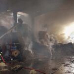 Incendio in un capannone di rotoballe