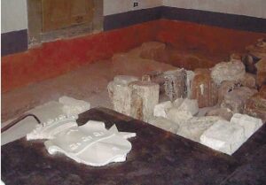 Gli stemmi trasferiti a Santa Chiara