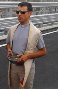 500 firme dirette al Vescovo Staglianò
