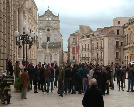 Siracusa: Gettonopoli,sit-in a Municipio