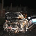 Fuoristrada incendiato