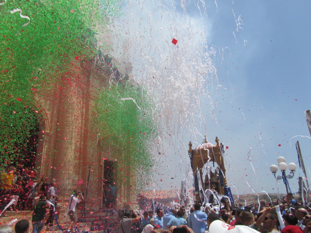 5 agosto, col caldo arriva la Madonna della Neve