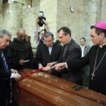 Cuttitta e la bara di Don Pino Puglisi
