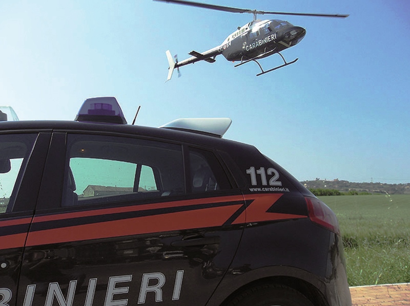 Donna si allontana da casa, rintracciata dai carabinieri