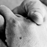 Essere soli fa fare questo