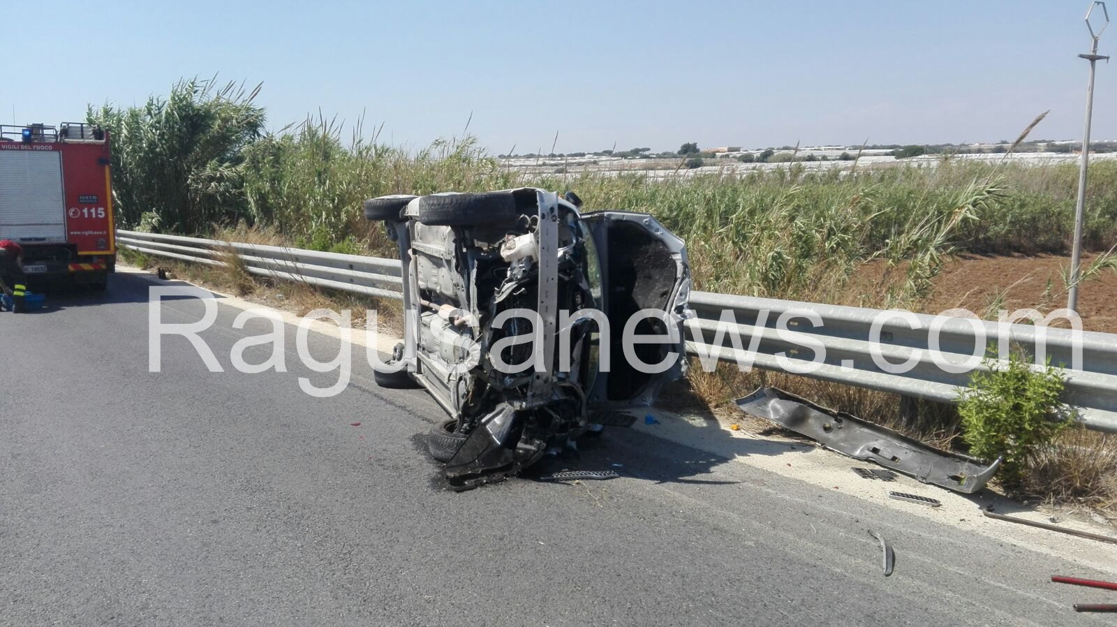 Cappotta un’auto sulla Santa Croce-Scoglitti, ferita una donna