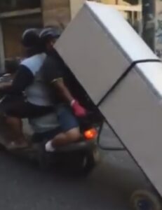 Il frigorifero portato in moto