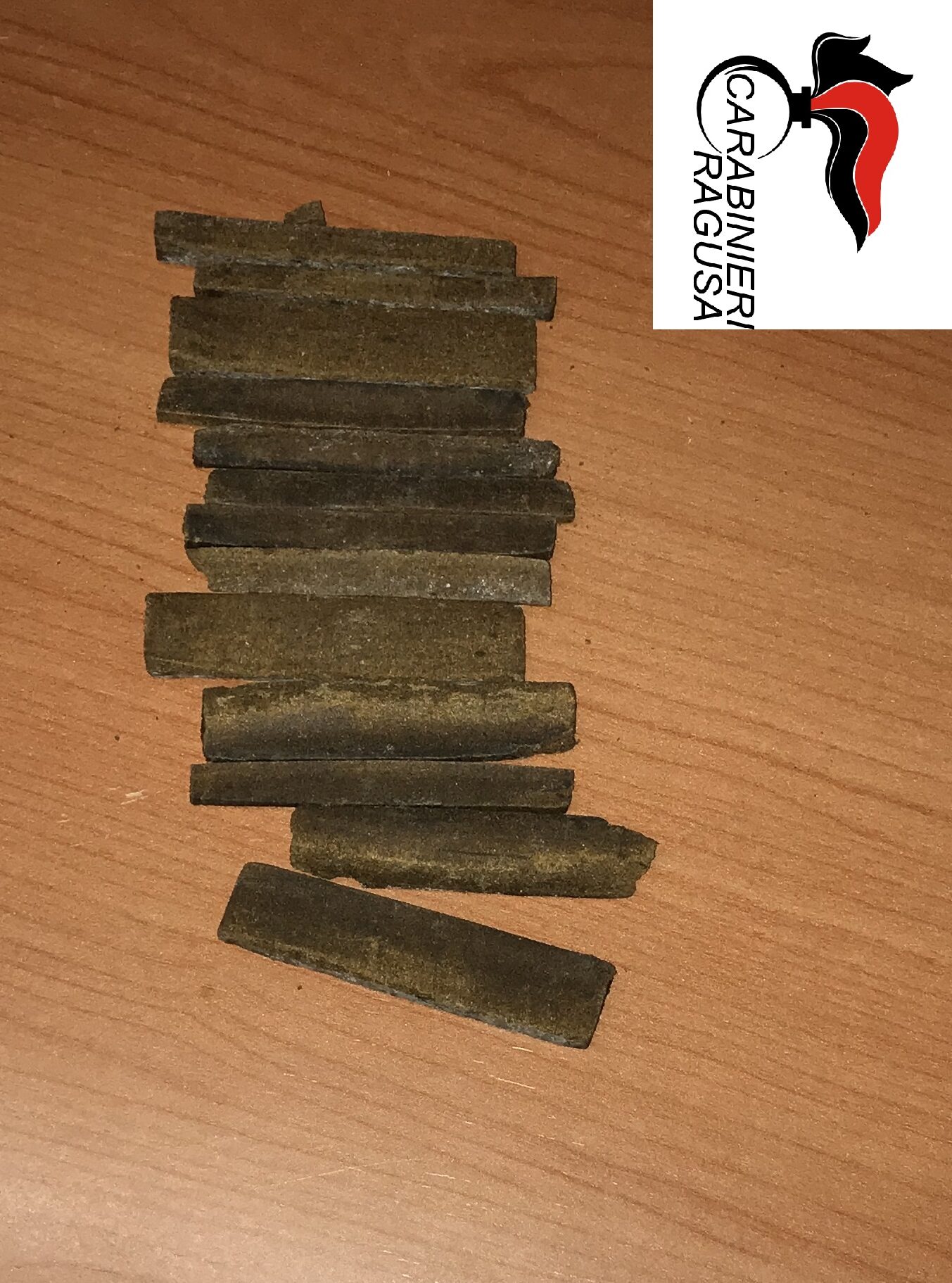 La droga in un vaso, arrestato tunisino