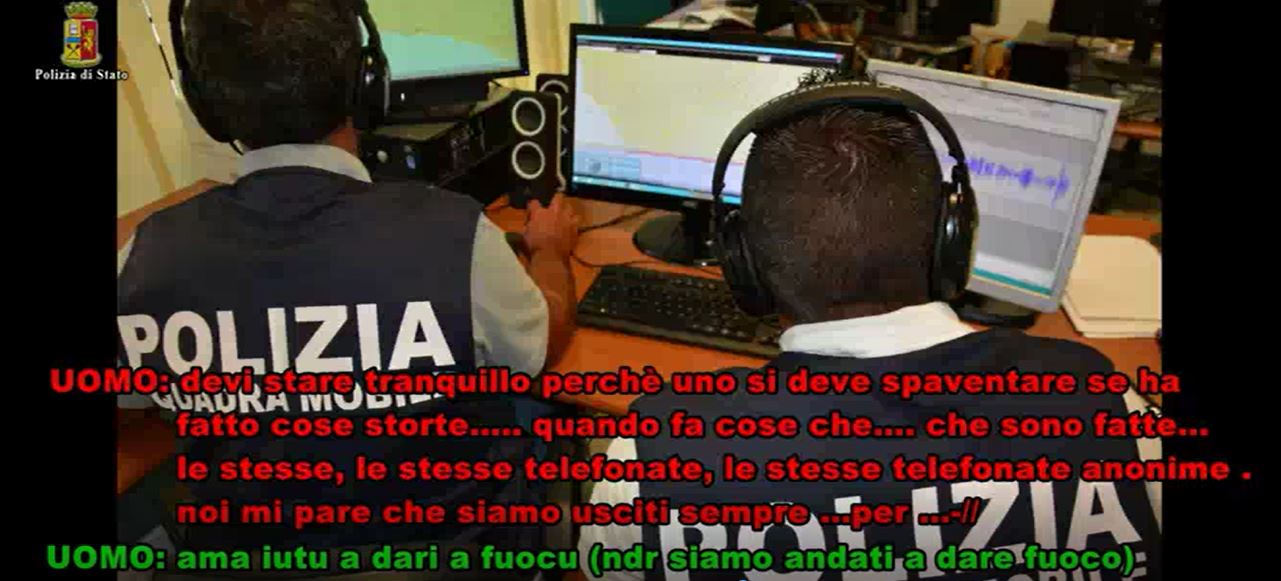 I pompieri che appicano incendi. Le intercettazioni: loro lo sanno! VIDEO