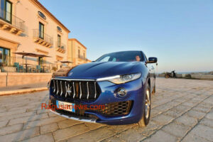 Prova su strada del Suv Maserati