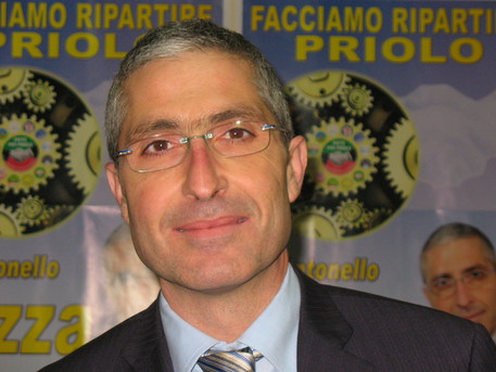 Truffa: arrestato sindaco di Priolo e candidato Fi