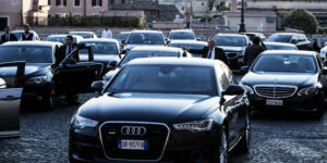 Auto blu