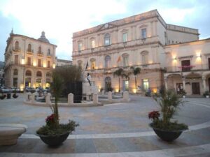piazza fonte diana