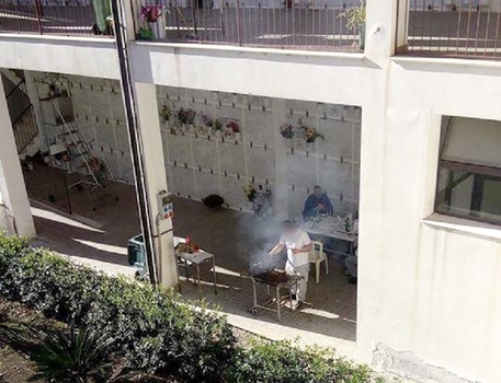 Grigliata cimitero Melilli,foto sui siti