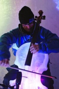 violoncello di ghiaccio