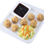 Palle di pollo con semi di sesamo