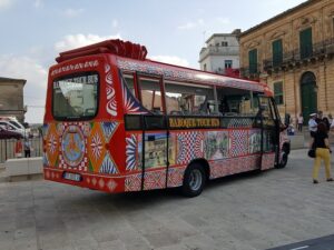 Baroque tour bus