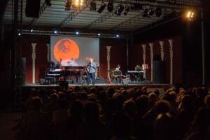 Piovani a Noto