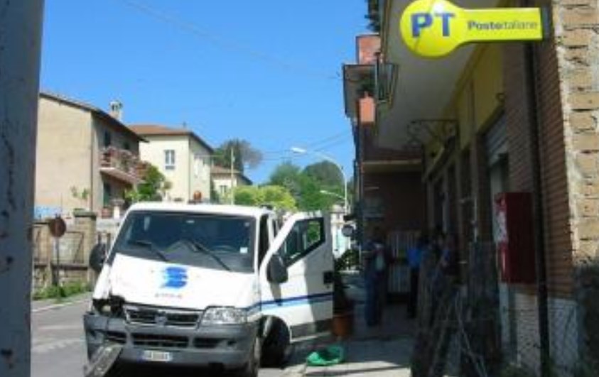 Giarratana, rapina al portavalori delle poste