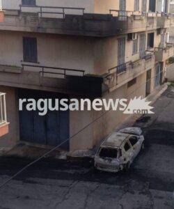 Le auto incendiate