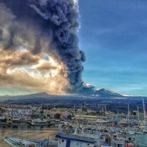 L'Etna in eruzione