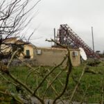 Il traliccio crollato