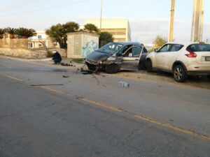 Tre auto coinvolte