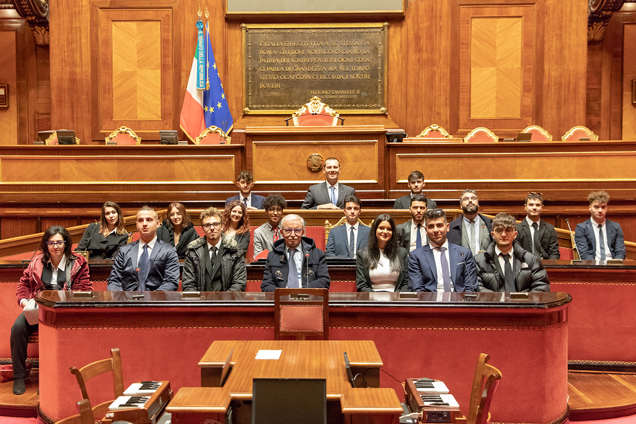 L’istituto Dante di Ragusa un giorno in Senato