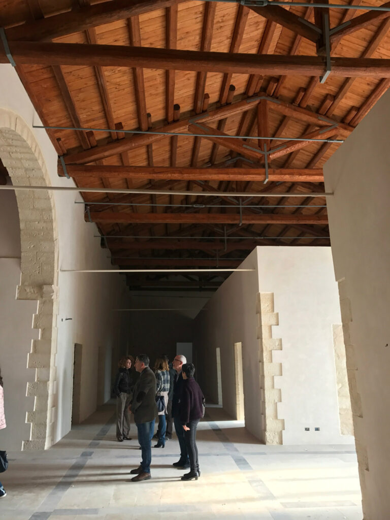 L'interno dell'ex Convento del Carmine di Scicli