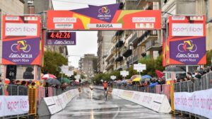 Giro di Sicilia, a Ragusa è primo Mcnulty
