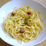 Pasta olio e peperoncino