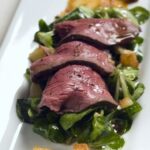 Tagliata di manzo con insalata