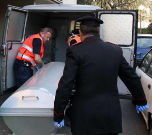 Trovata morta in casa