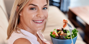 Dieta della menopausa contro il gonfiore