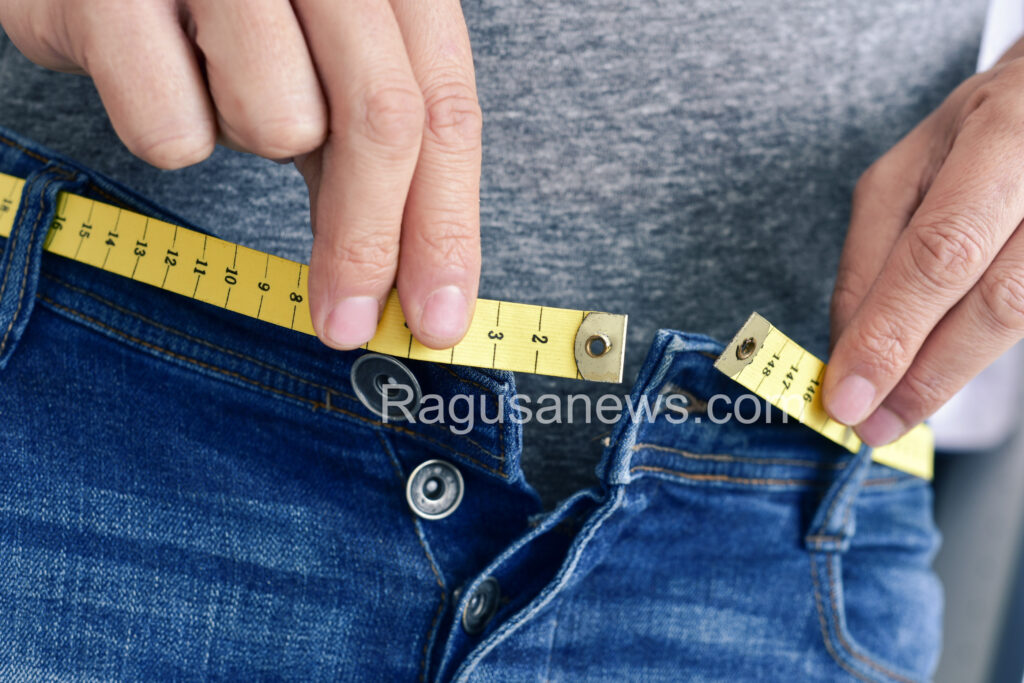 Come dimagrire i fianchi in poco tempo: dieta ed esercizi mirati